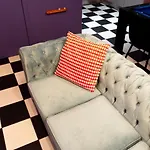 Capsule Illusion - Switch 2 - Centre