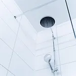 Capsule Illusion - Switch 2 - Centre Lägenhet