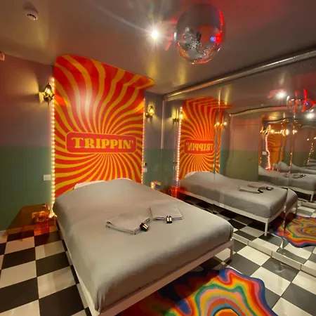 Capsule Illusion - Switch 2 - Centre モンス