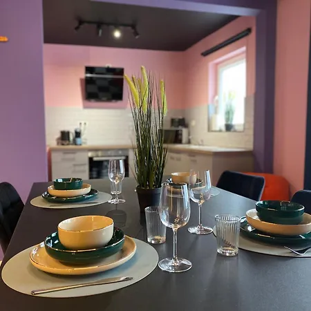 アパート Capsule Illusion - Switch 2 - Centre モンス