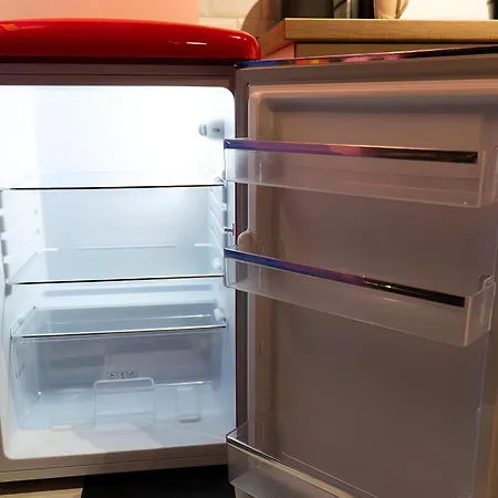 Apartment Capsule Illusion - Switch 2 - Centre