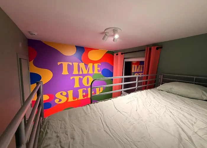 Capsule Illusion - Switch 2 - Centre Lägenhet *