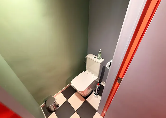 Capsule Illusion - Switch 2 - Centre Lägenhet Mons